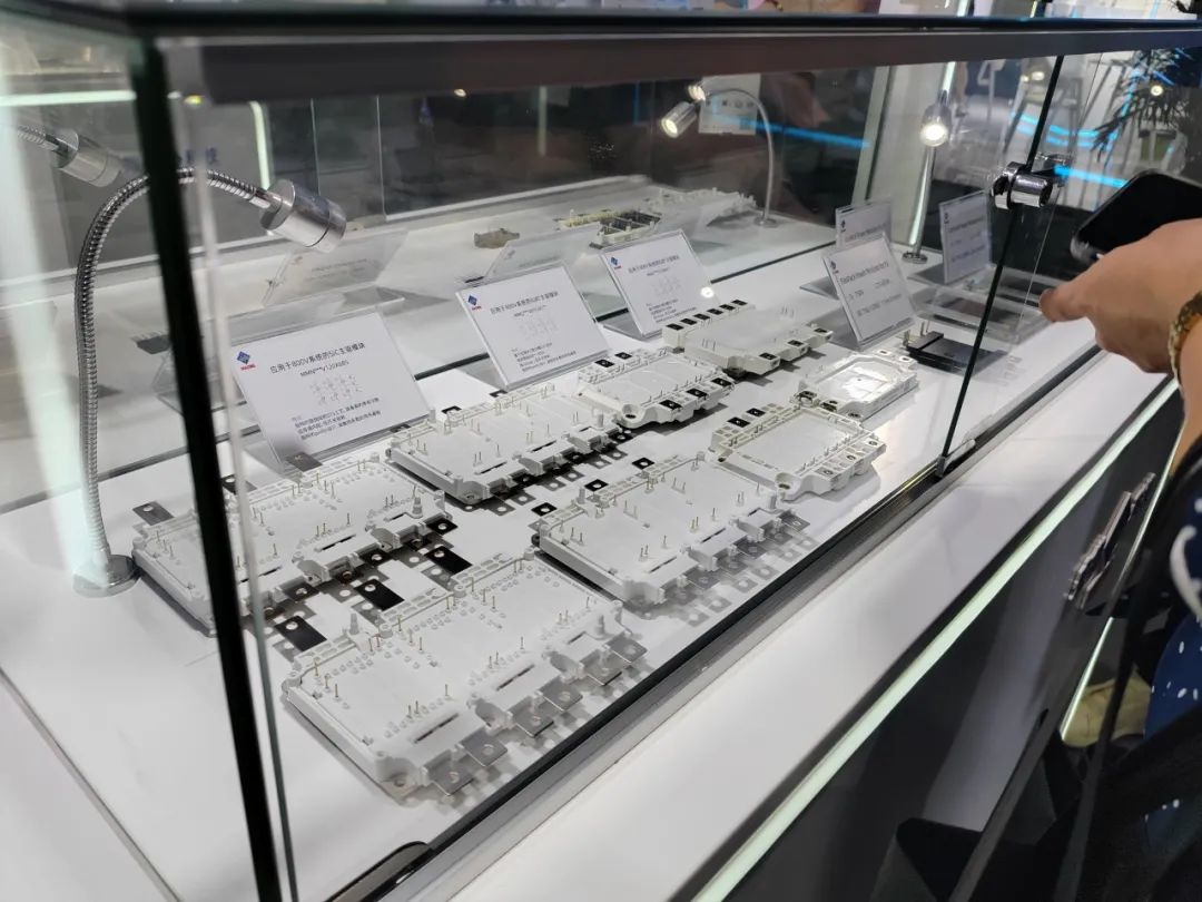 展會(huì)現(xiàn)場(chǎng)