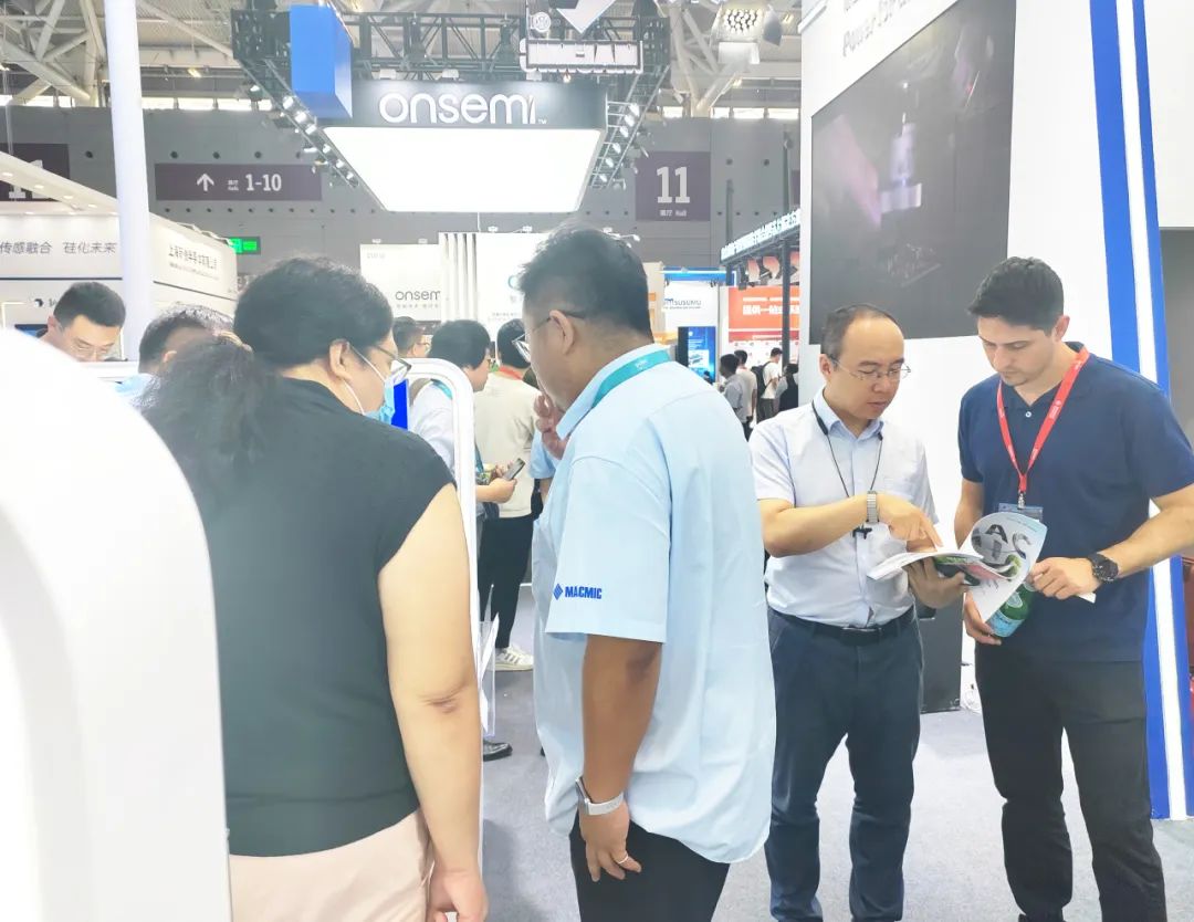 展會(huì)現(xiàn)場(chǎng)