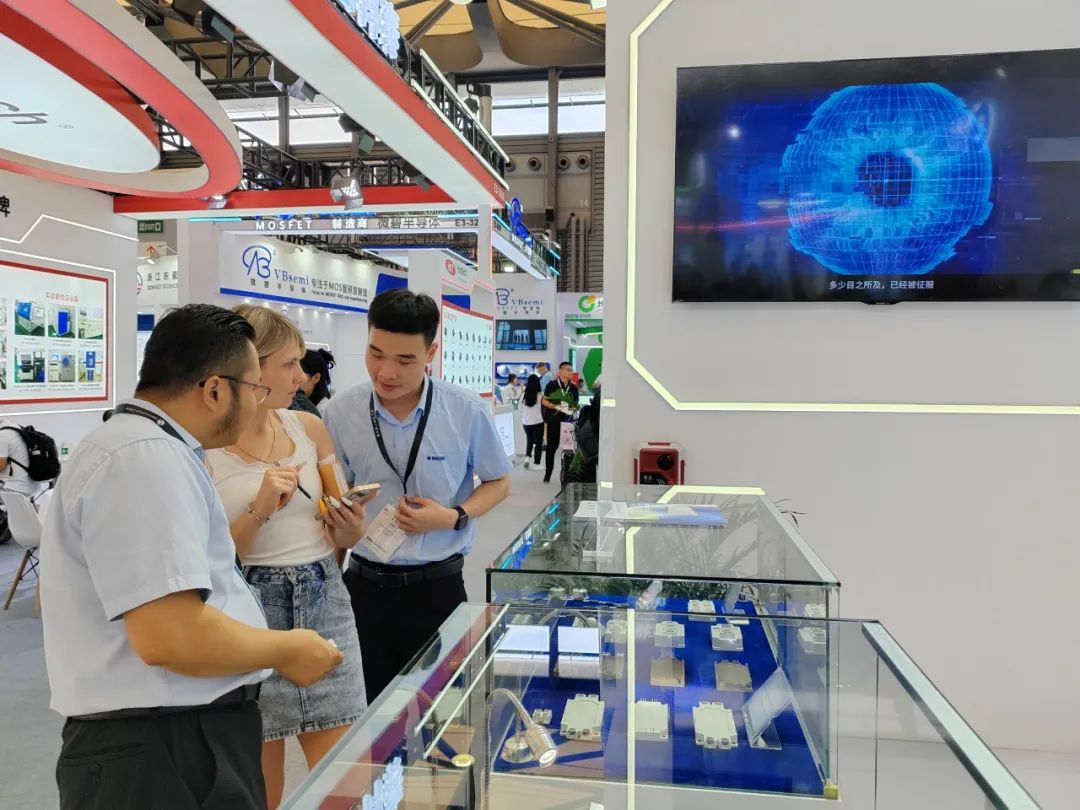 展會(huì)現(xiàn)場(chǎng)